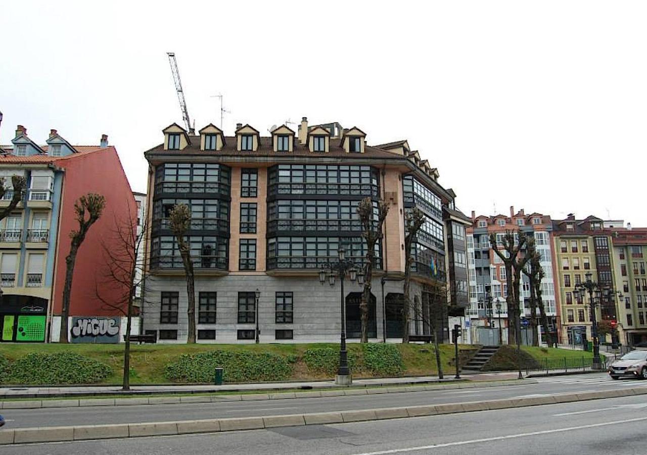Astures Oviedo Exterior foto